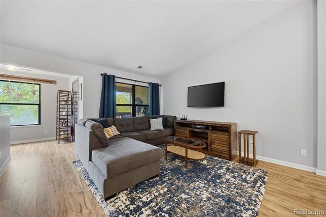 19145 Surrey Lane, Northville, MI 48167