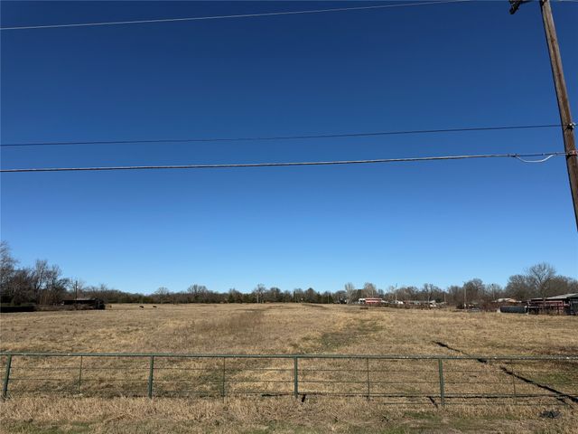 4685 Highway 82 E, Paris, TX 75462