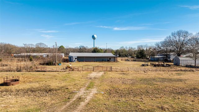 4685 Highway 82 E, Paris, TX 75462