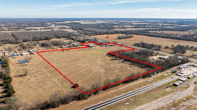 4685 Highway 82 E, Paris, TX 75462