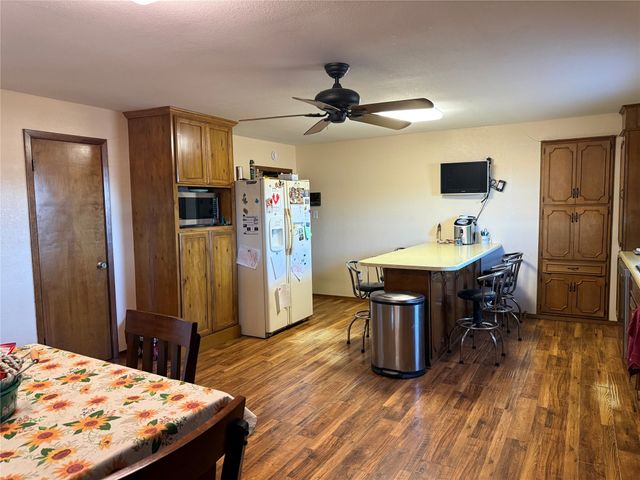 4685 Highway 82 E, Paris, TX 75462