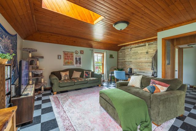 85 Converse Street, Chauncey, OH 45719