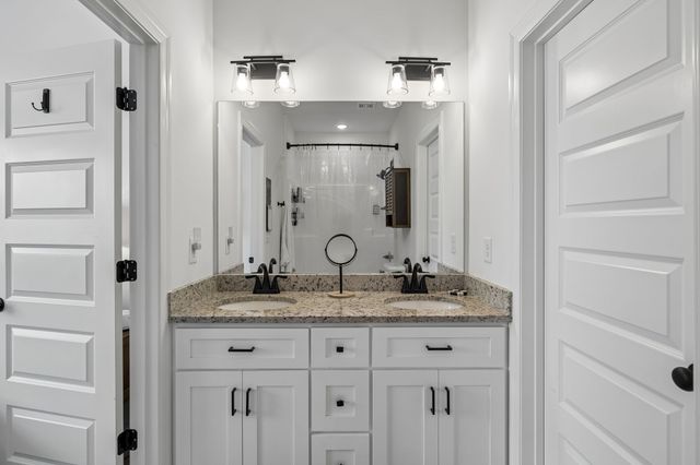 466 Mooresville Pike, Columbia, TN 38401