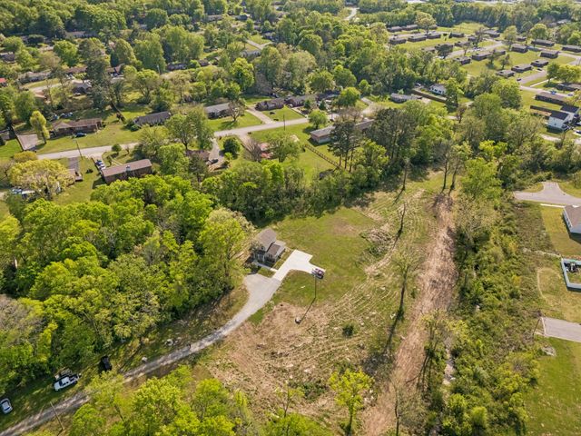 466 Mooresville Pike, Columbia, TN 38401
