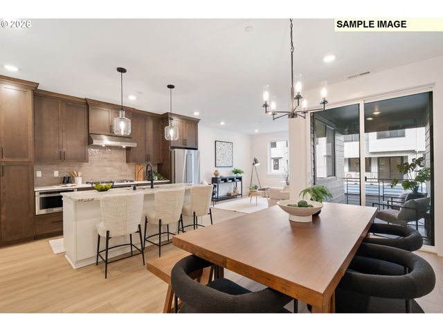 6404 Nw OLYMPIC Ln 42, Camas, WA 98607