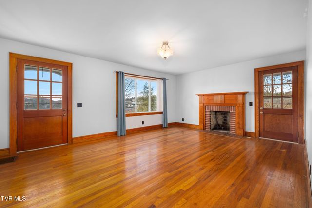 144 Allison Road, Piney Flats, TN 37686