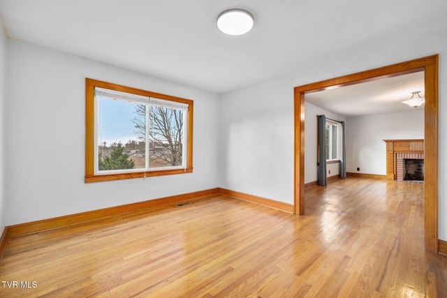 144 Allison Road, Piney Flats, TN 37686