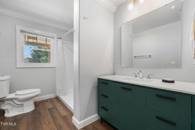 144 Allison Road, Piney Flats, TN 37686