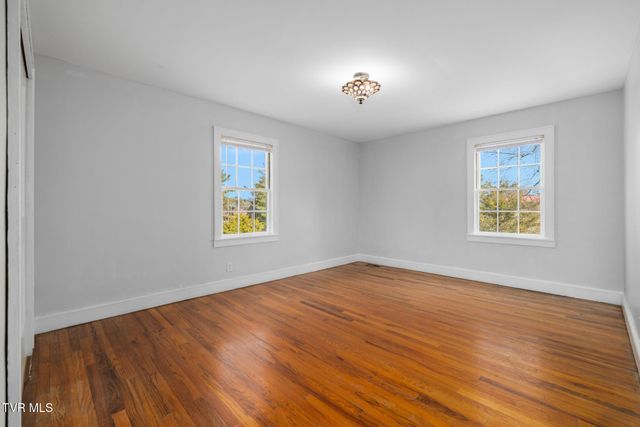 144 Allison Road, Piney Flats, TN 37686