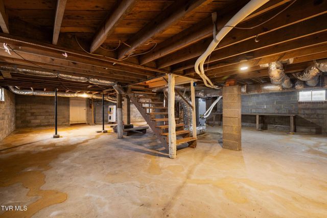 144 Allison Road, Piney Flats, TN 37686