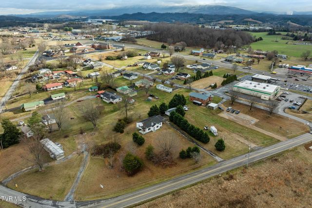 144 Allison Road, Piney Flats, TN 37686