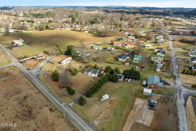 144 Allison Road, Piney Flats, TN 37686