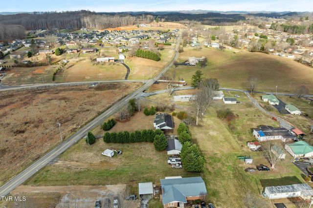 144 Allison Road, Piney Flats, TN 37686