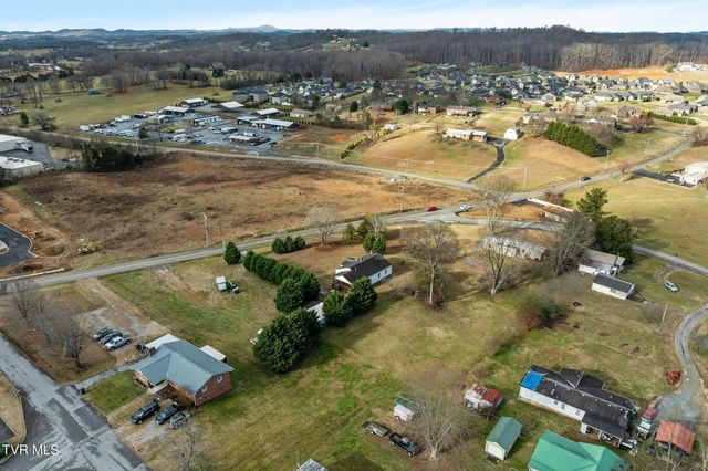 144 Allison Road, Piney Flats, TN 37686