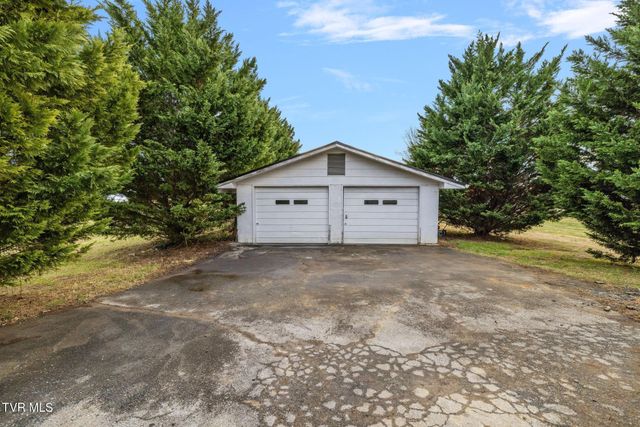 144 Allison Road, Piney Flats, TN 37686