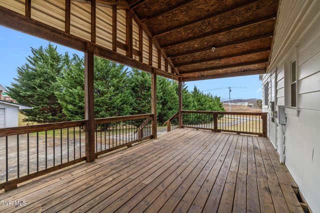 144 Allison Road, Piney Flats, TN 37686