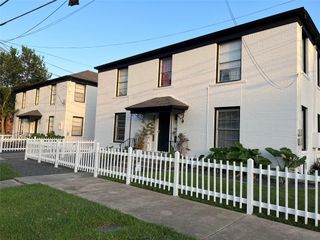 1849 W Main Street 15, Houston, TX 77098