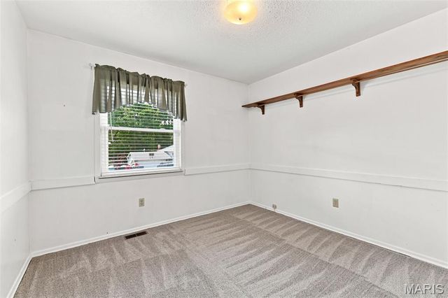 606 Willow Wood Court, St Charles, MO 63303