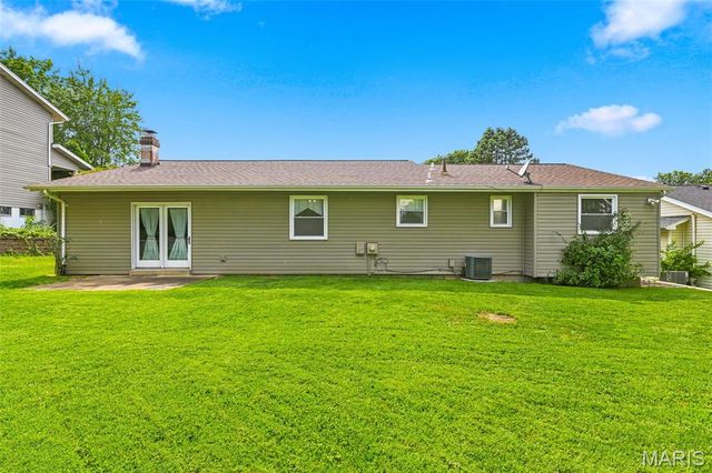 606 Willow Wood Court, St Charles, MO 63303