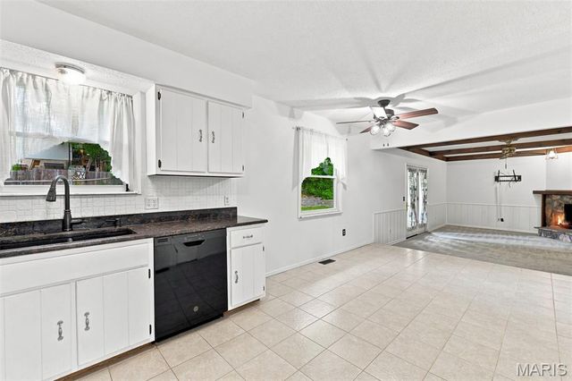 606 Willow Wood Court, St Charles, MO 63303