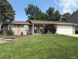 606 Willow Wood Court, St Charles, MO 63303