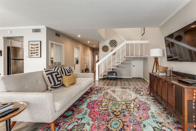 9848 Smokefeather Lane, Dallas, TX 75243
