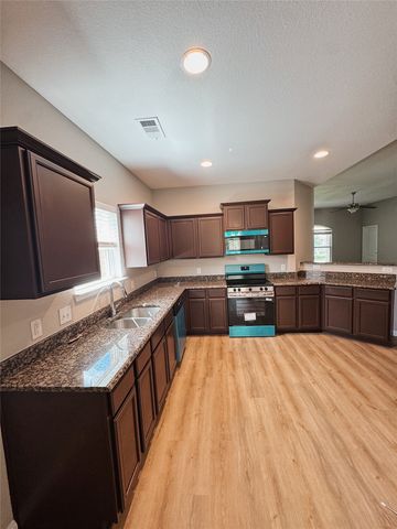 2300 Redbud Drive, Anna, TX 75409