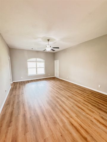 2300 Redbud Drive, Anna, TX 75409