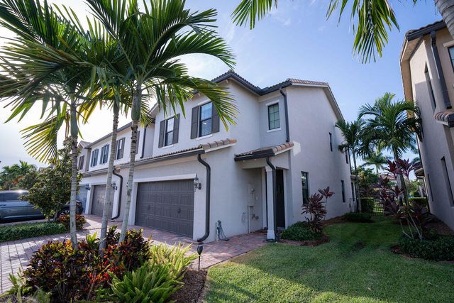 8217 Cadre Noir Road, Lake Worth, FL 33467