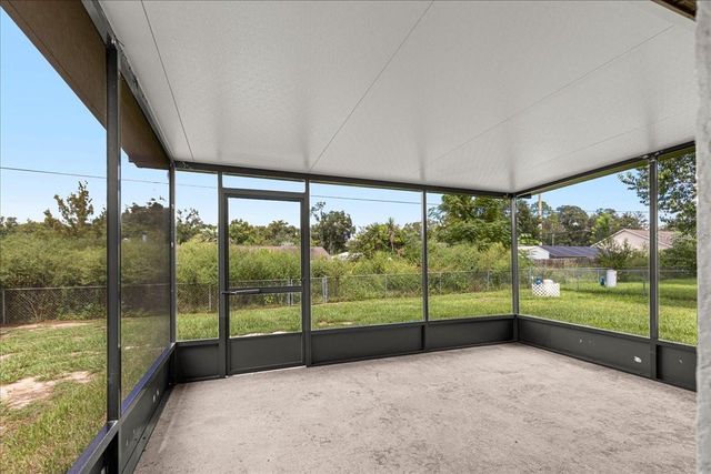 5741 NE 4TH PLACE, Ocala, FL 34470
