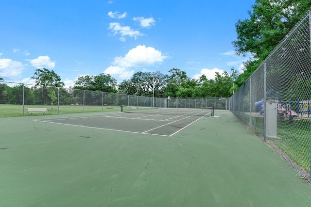 1381 Mississippi Street NE, Fridley, MN 55432