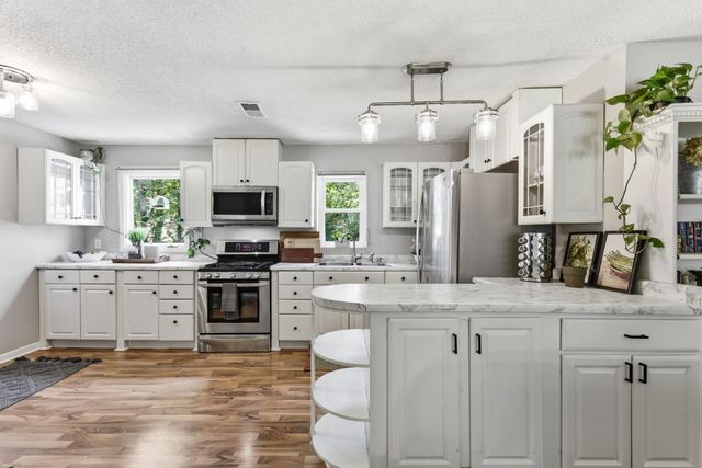 1381 Mississippi Street NE, Fridley, MN 55432