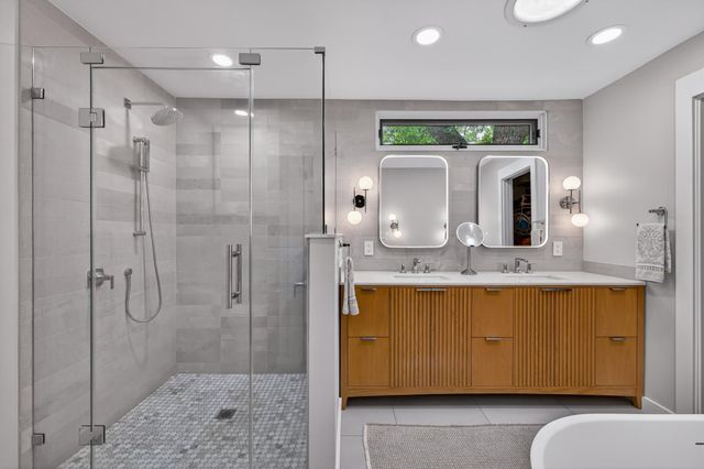18 Sundown PKWY, Austin, TX 78746