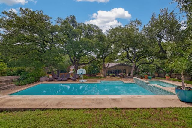 18 Sundown PKWY, Austin, TX 78746
