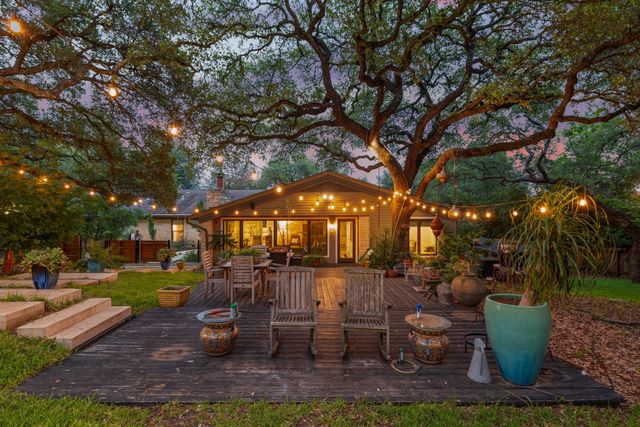 18 Sundown PKWY, Austin, TX 78746