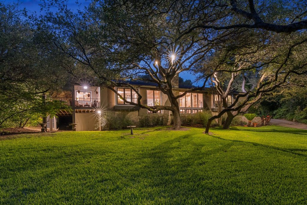 18 Sundown PKWY, Austin, TX 78746