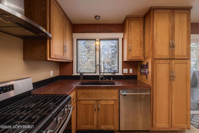 17715 Nitoanya Circle, Eagle River, AK 99577