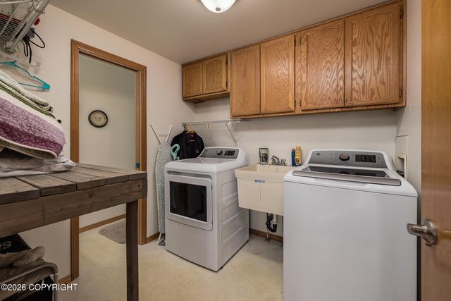 17715 Nitoanya Circle, Eagle River, AK 99577