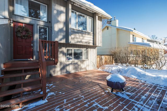 17715 Nitoanya Circle, Eagle River, AK 99577