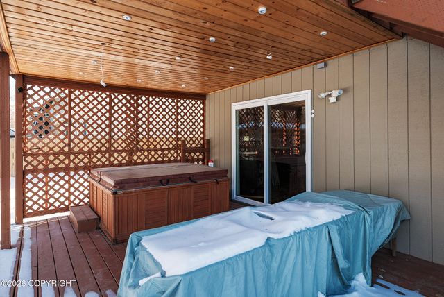 17715 Nitoanya Circle, Eagle River, AK 99577