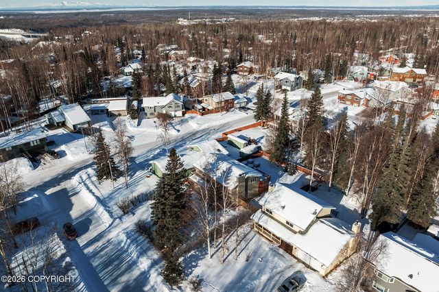 17715 Nitoanya Circle, Eagle River, AK 99577