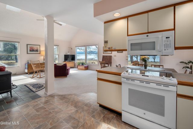 130 Van Allen Lane, Broadalbin, NY 12025