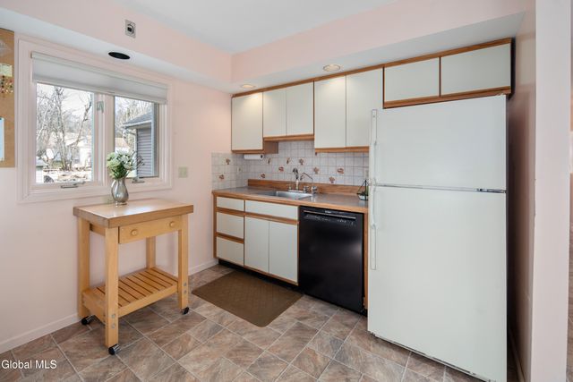 130 Van Allen Lane, Broadalbin, NY 12025