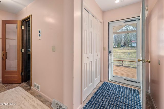 130 Van Allen Lane, Broadalbin, NY 12025