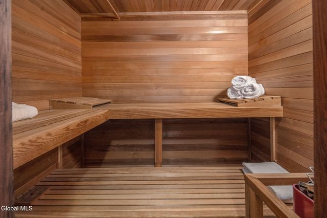 130 Van Allen Lane, Broadalbin, NY 12025