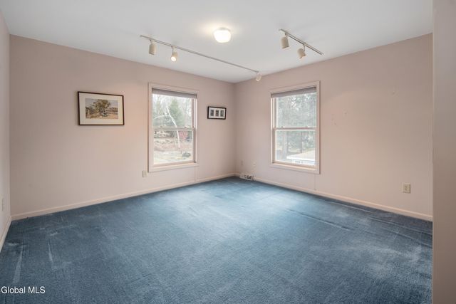 130 Van Allen Lane, Broadalbin, NY 12025