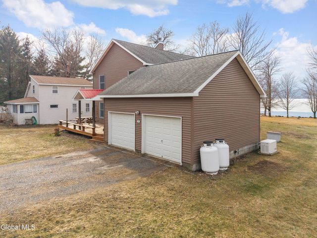 130 Van Allen Lane, Broadalbin, NY 12025