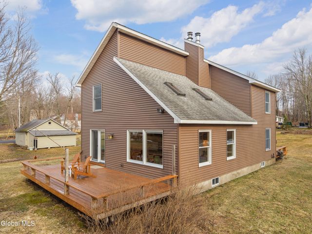 130 Van Allen Lane, Broadalbin, NY 12025