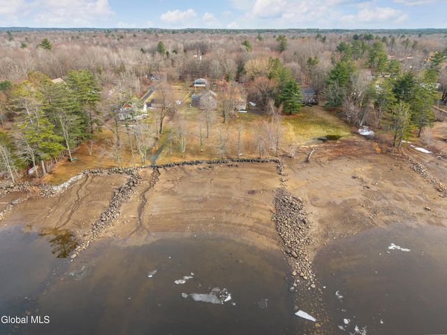 130 Van Allen Lane, Broadalbin, NY 12025