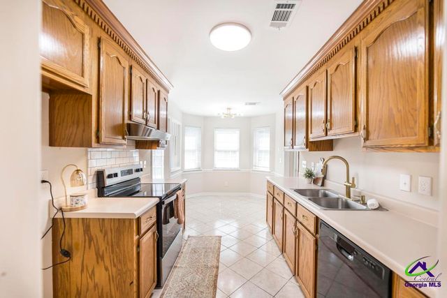 102 Windover Way, Warner Robins, GA 31088